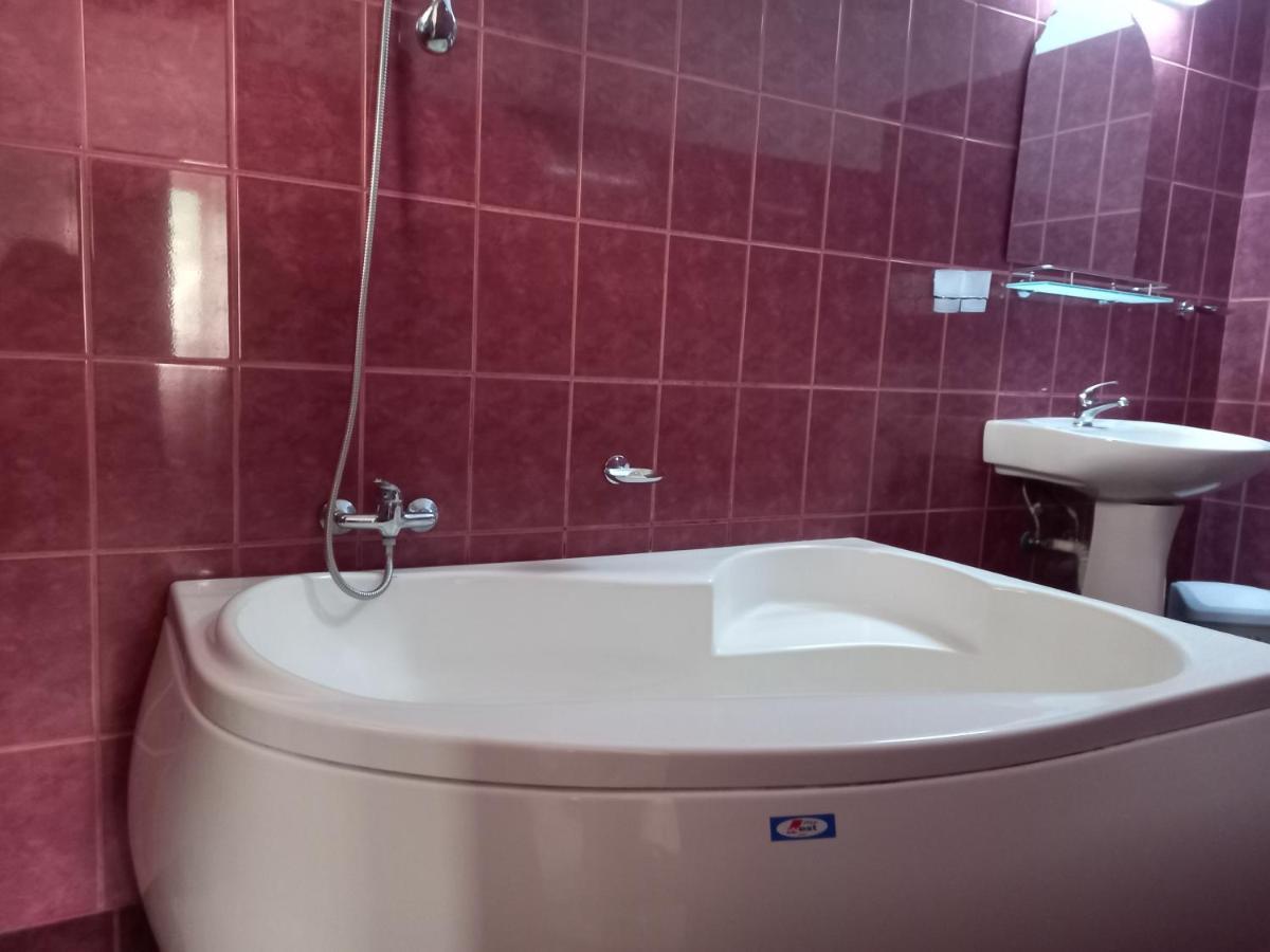 Hotel Elite Băile Herculane Dış mekan fotoğraf